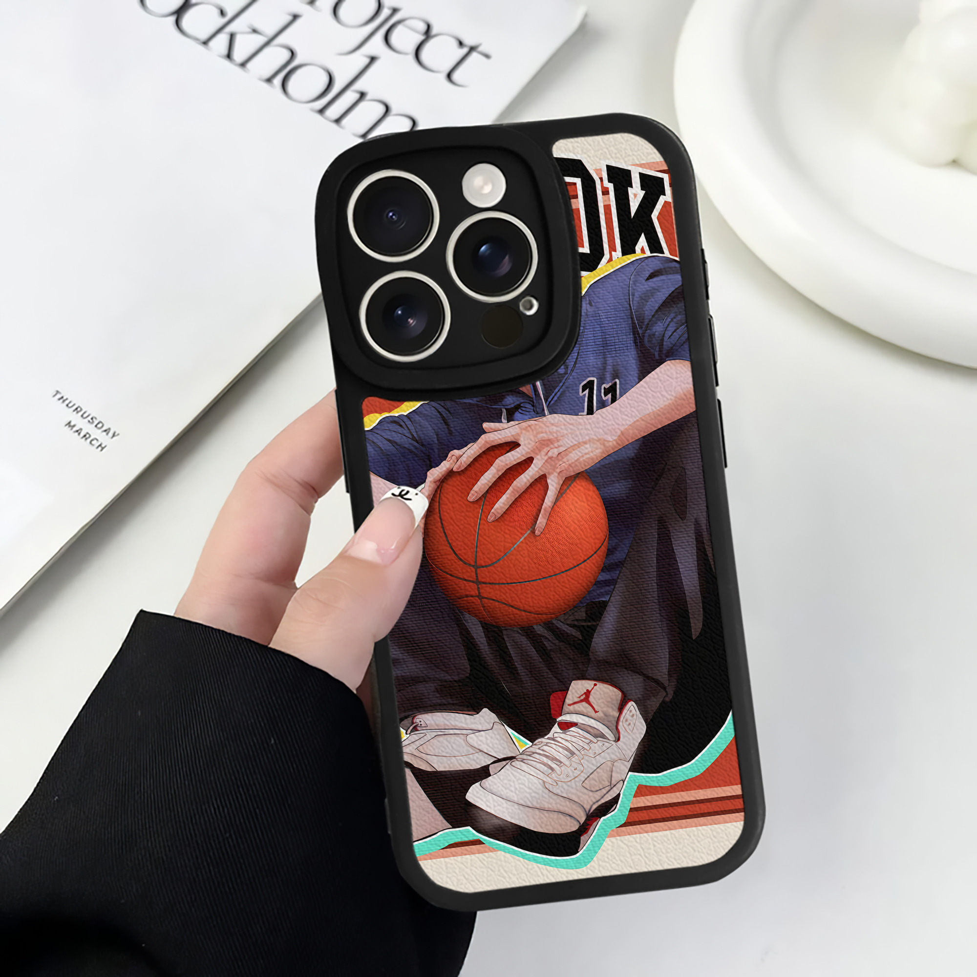 （画像用） SLAM DUNK／スラムダンク 【iPhone 16シリーズ対応】シリコンスマホケース（レザー調） 材質：シリコン